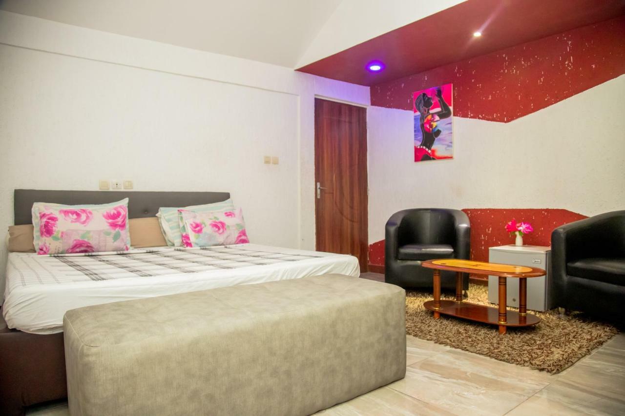 Senateur Hotel Agontinkon コトヌー エクステリア 写真